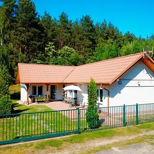  Domek letniskowy Letniskowy Pod Lasem